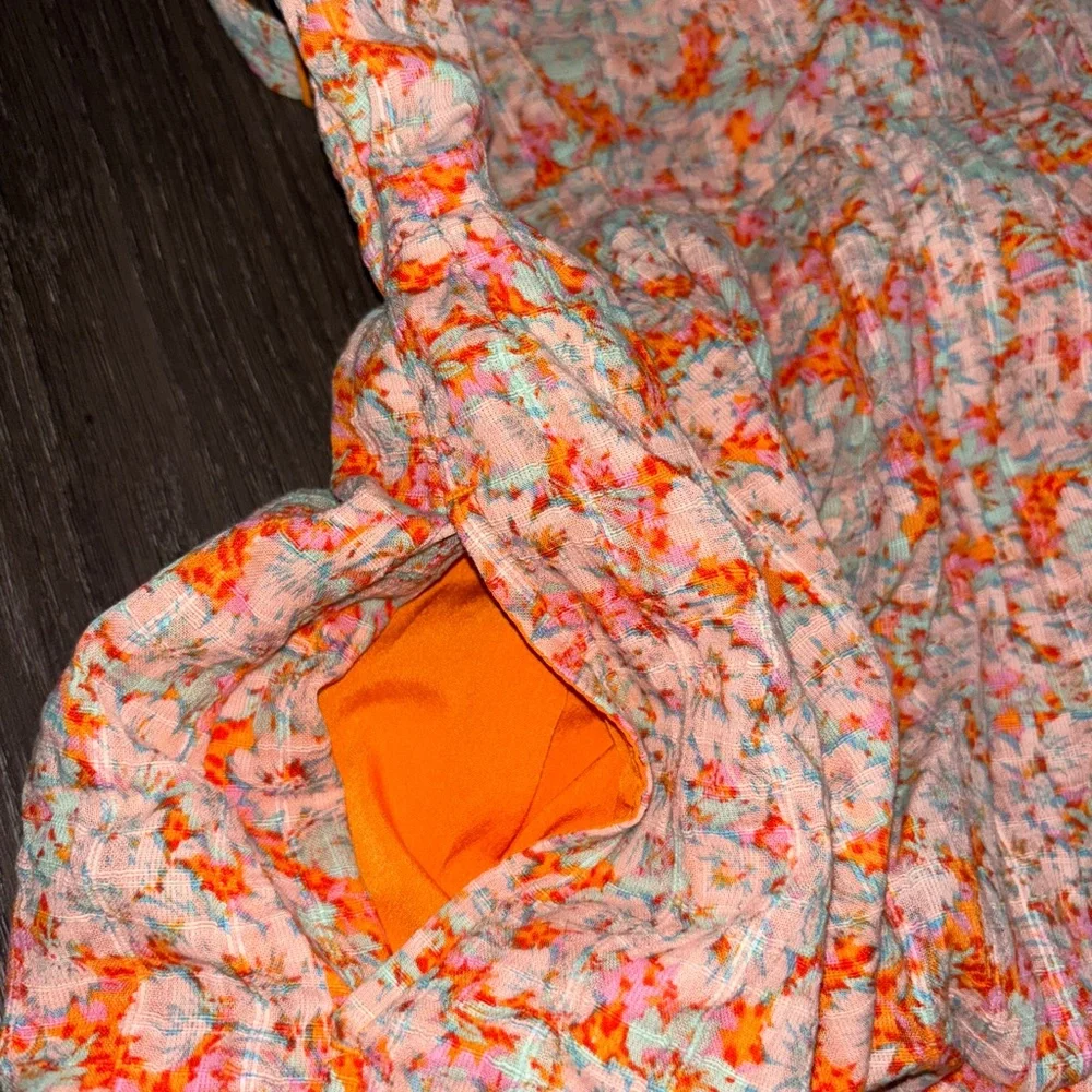 American Eagle • Floral Romper Size S - Picture 4 of 5